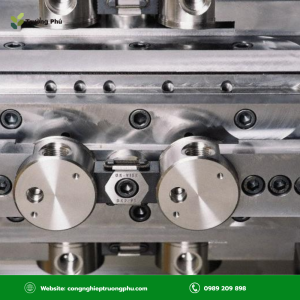 Vít M10x1.25x30 phù hợp các cụm máy CNC, chịu rung khi thiết kế sử dụng lỗ taro ren mịn.