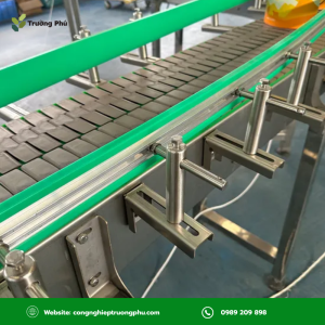 Bulong chữ T M10x25 thường dùng để cố định thanh dẫn hướng, gá máy và hệ thống băng tải.