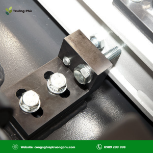 Bulong M10x55 phù hợp cho khung máy, giá đỡ, bồn chứa và các kết cấu cần thân trơn định vị.