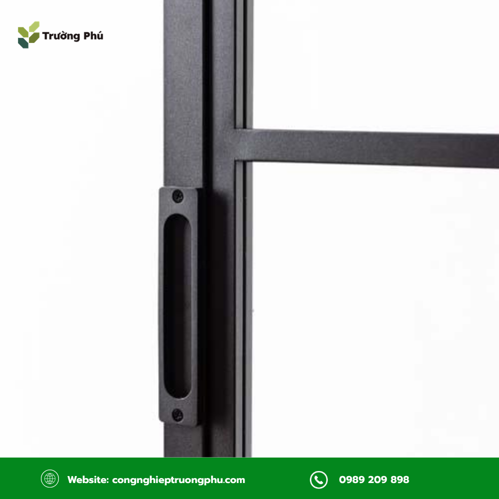 Tay nắm cửa sắt cho cửa lùa có thiết kế gọn, hạn chế cản trở khi cánh cửa trượt