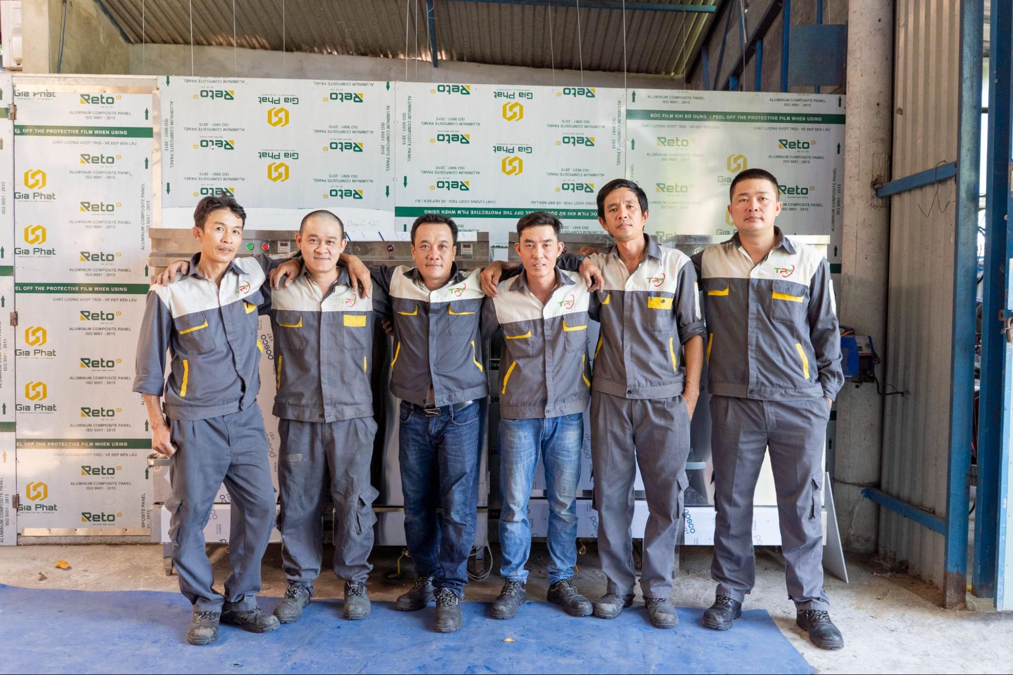 Trường Phú cung cấp tay nắm cửa lùa đa dạng, phù hợp nhiều hệ cửa trượt.