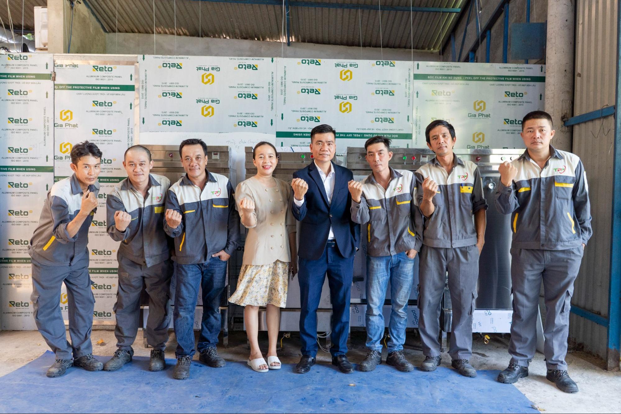 Trường Phú cung cấp tay nắm cửa lùa đa dạng, phù hợp nhiều hệ cửa trượt.