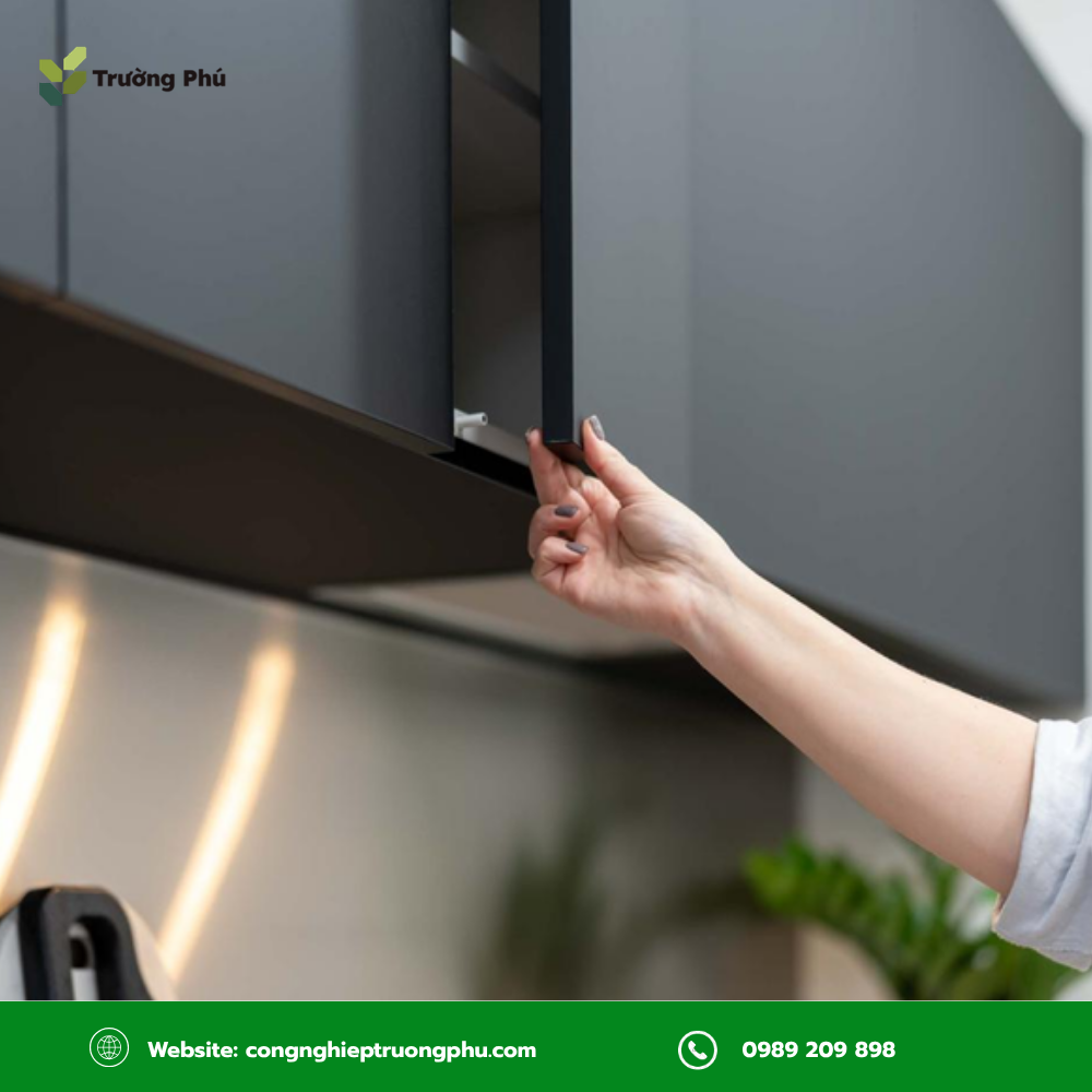 Tủ không tay nắm tạo bề mặt phẳng, tối giản và hiện đại.