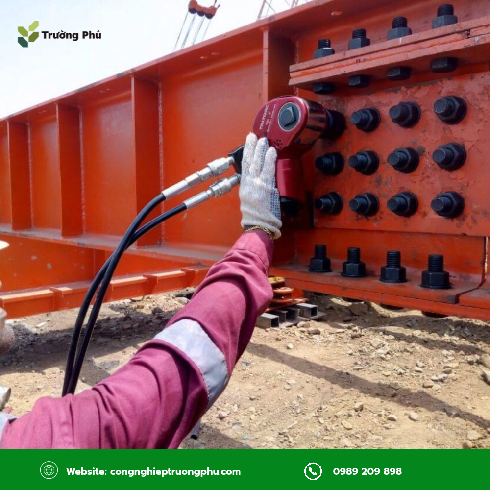 Bulong cường độ cao cần đảm bảo cơ tính, ký hiệu và lực siết theo tiêu chuẩn kỹ thuật.